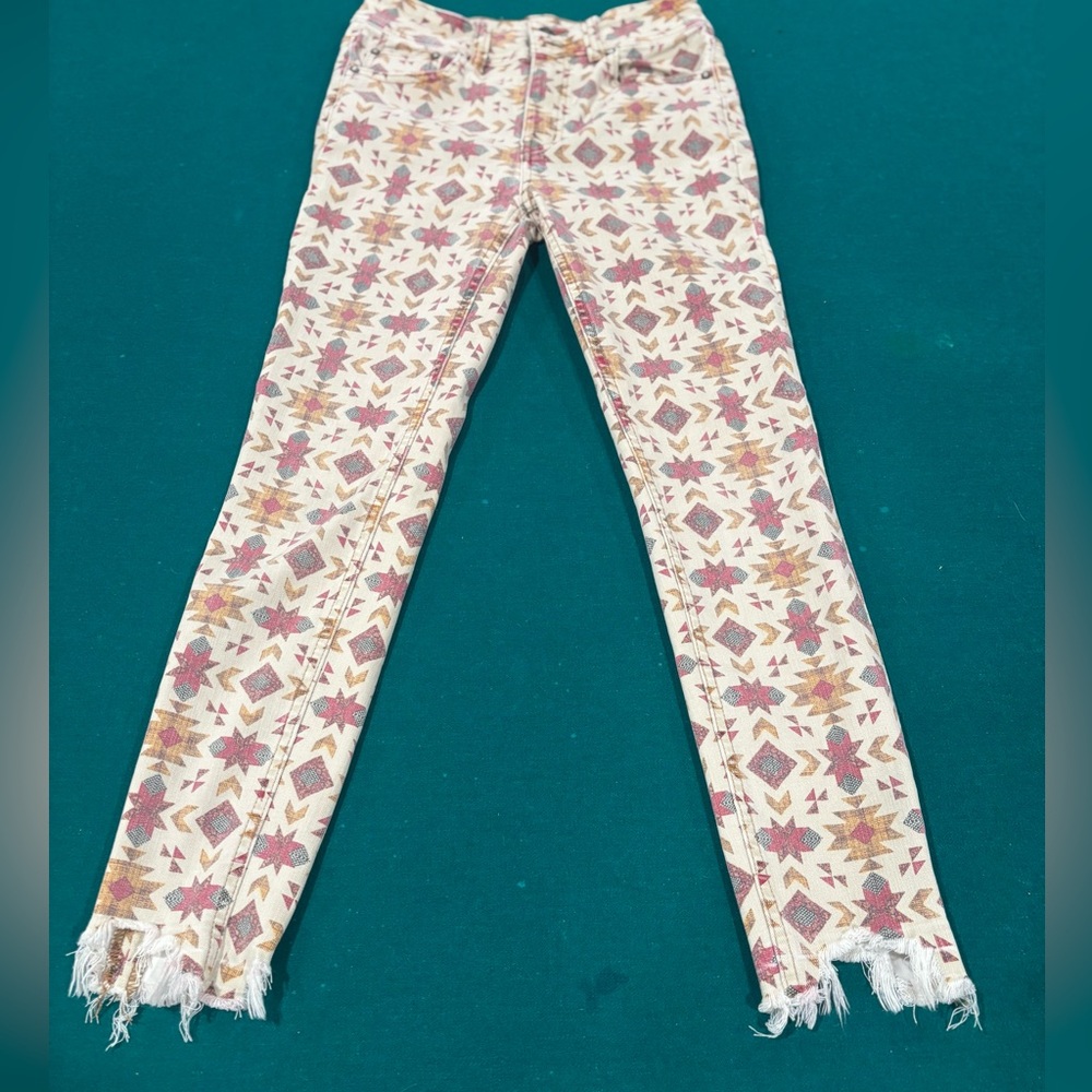 FREE PEOPLE WILD CHILD WOMENS SKINNY JEANS WITH FRAYED HEM SIZE 27
